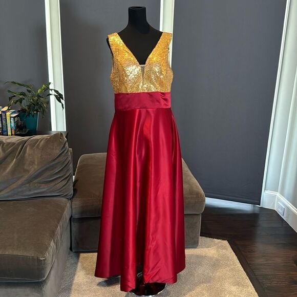 Women’s Gold Sequined Bodice V-Neck Red Satin Prom Party Dress *Size M/L - Picture 1 of 11